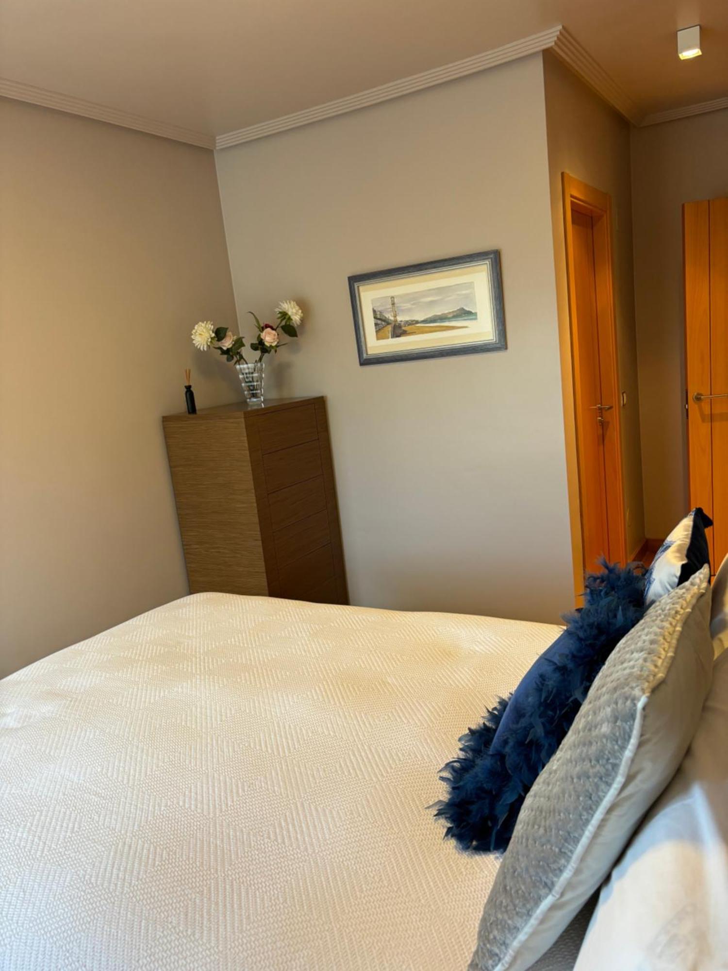 Apartamento Oviedo Naranco Екстериор снимка